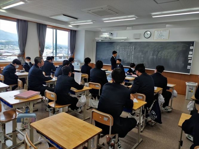 第1回 生徒会 松本国際中学校 学校法人 理知の杜